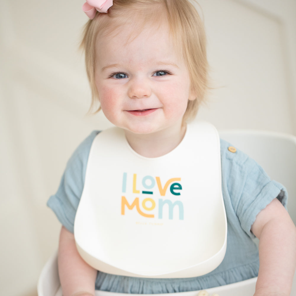 I Love Mom Silicone Bib