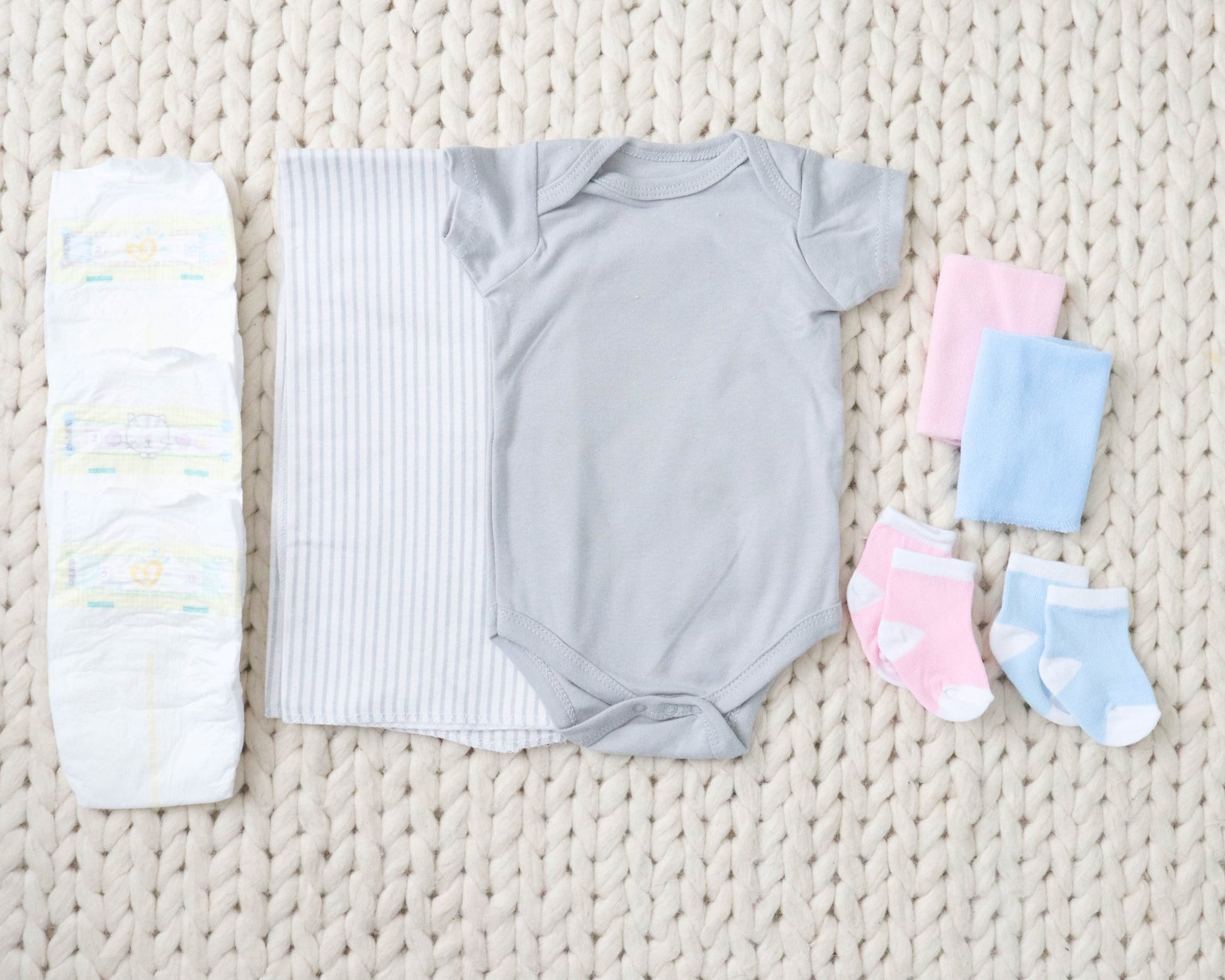 Gender Reveal Baby Gift Set - Baby Blossom Company