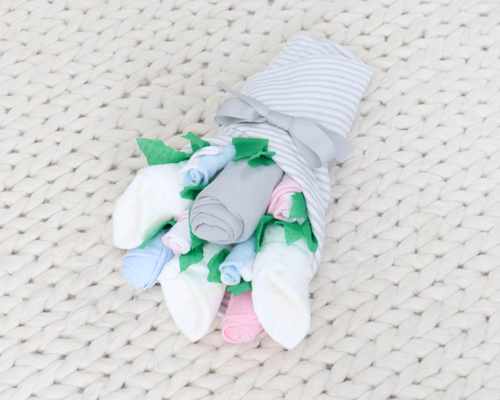 Gender Reveal Baby Gift Set - Baby Blossom Company