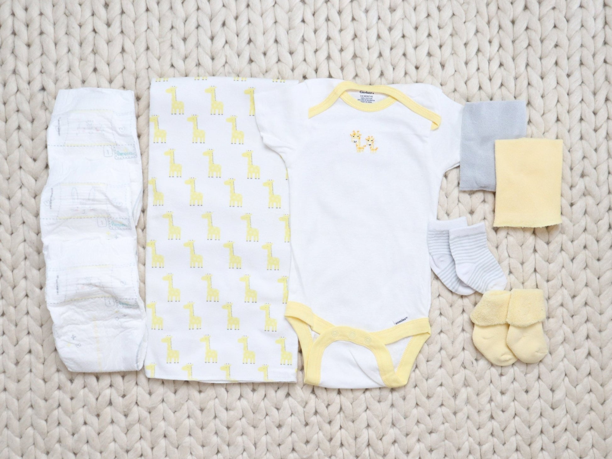Giraffe Baby Gift Set - Baby Blossom Company