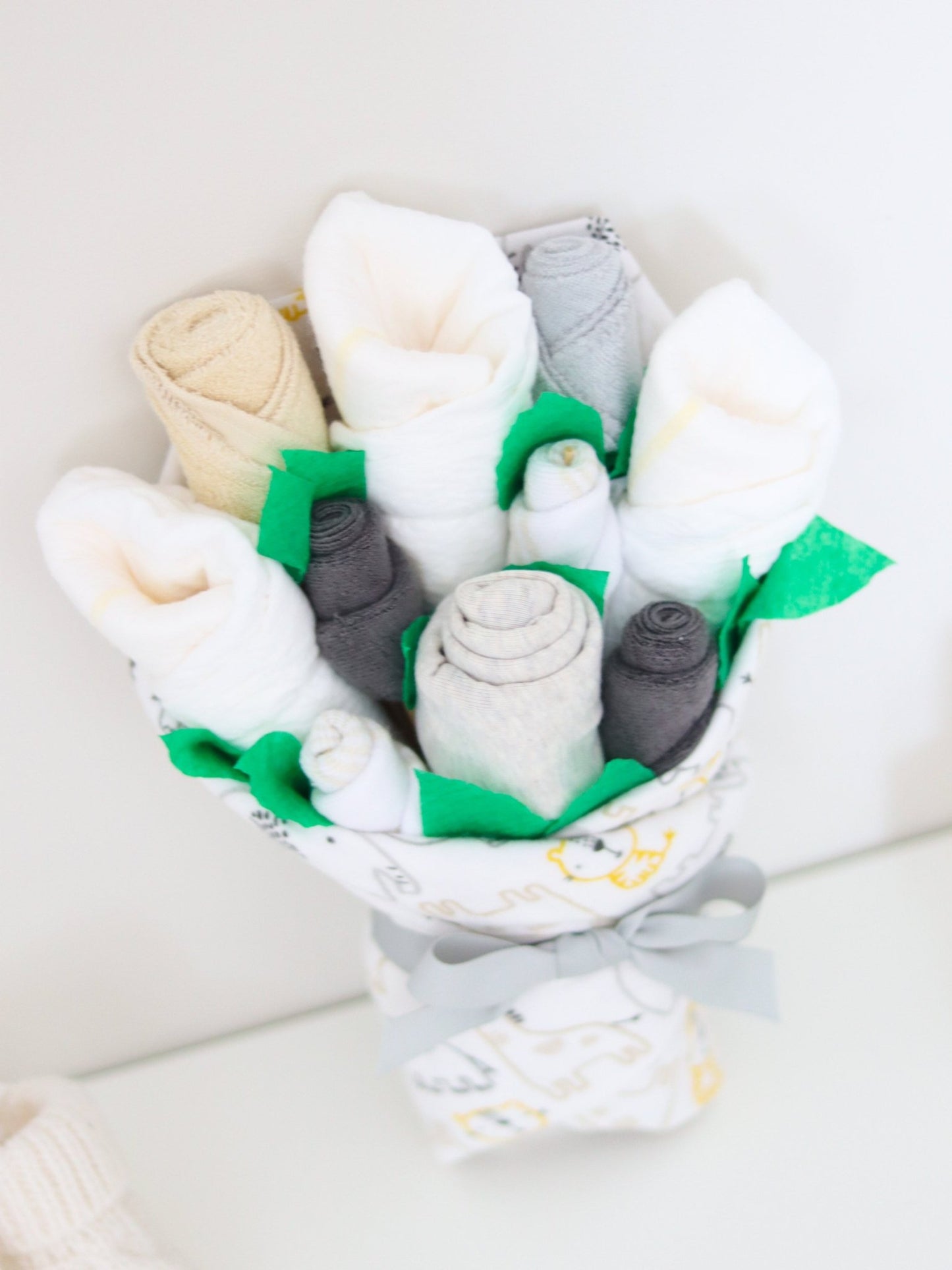 Neutral Jungle Baby Gift Set - Baby Blossom Company