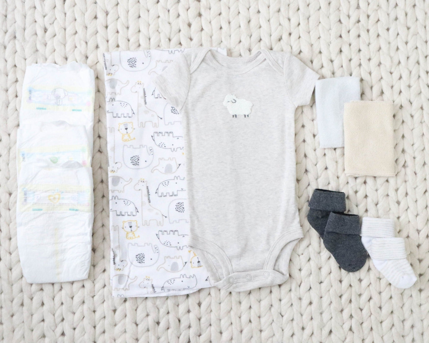 Neutral Jungle Baby Gift Set - Baby Blossom Company
