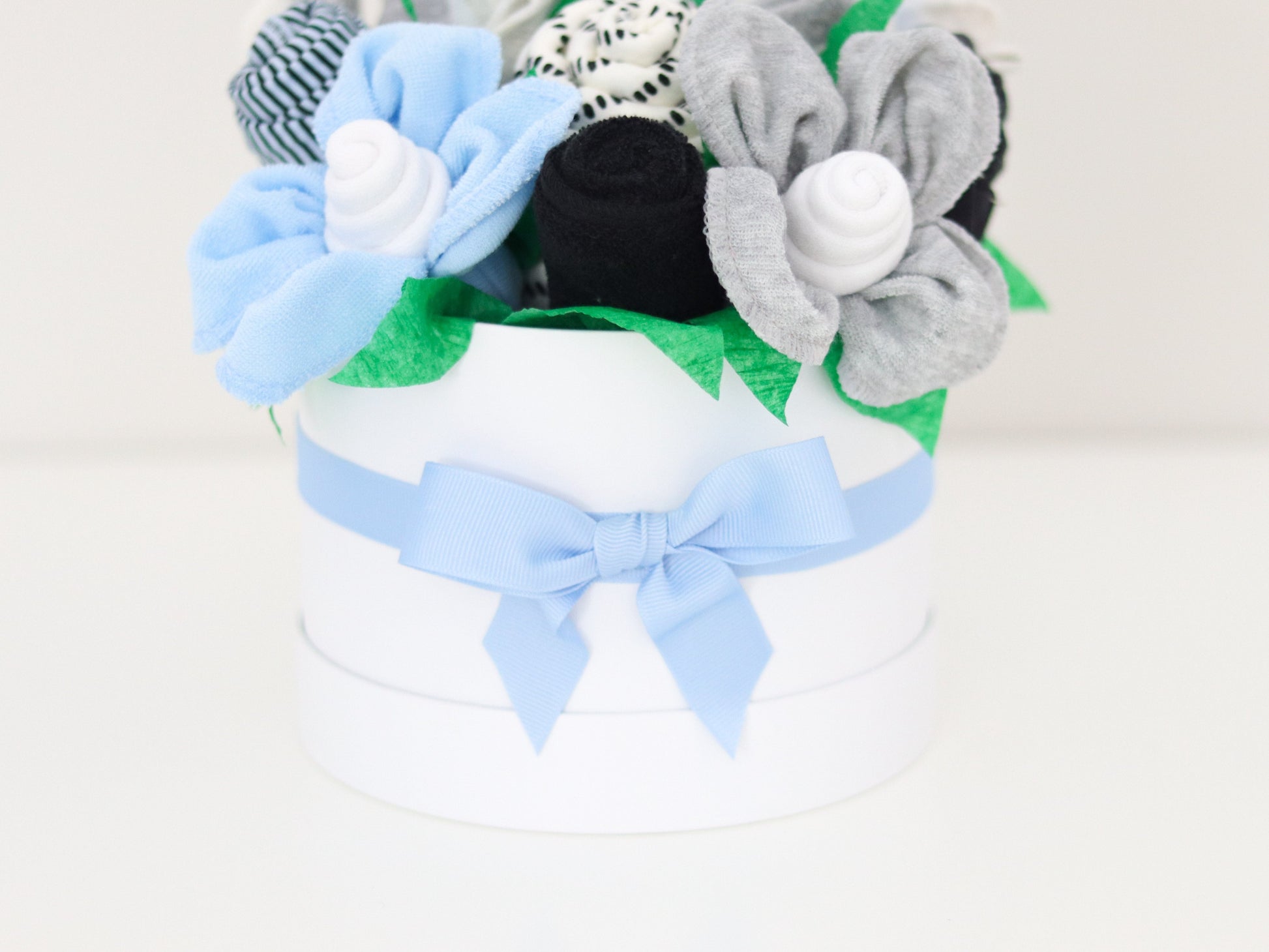 baby boy gift box classic with bow