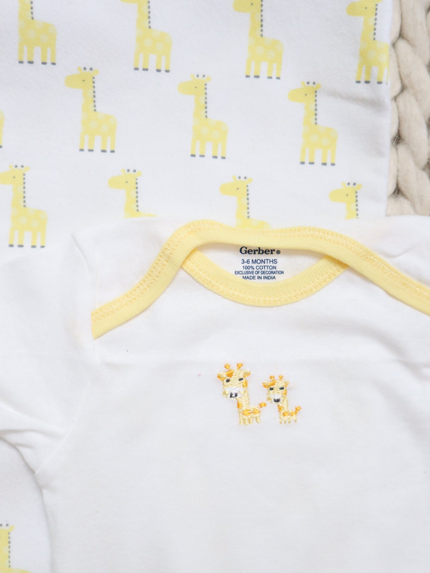 giraffe baby blanket and bodysuit