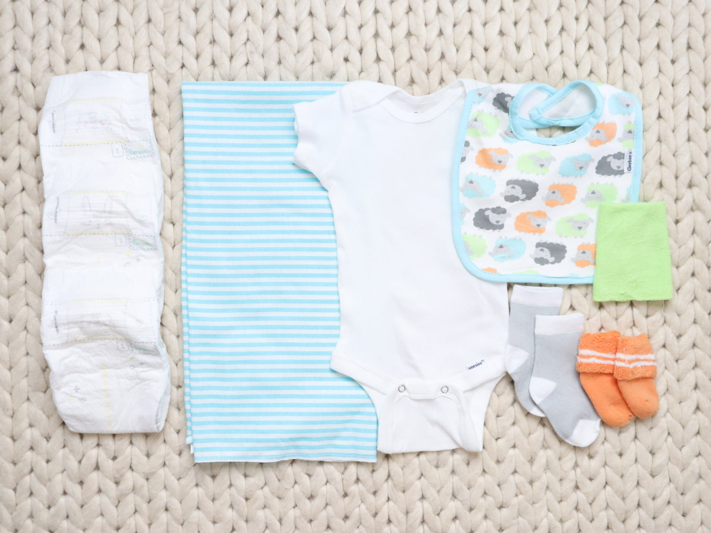 neutral baby gift set layette