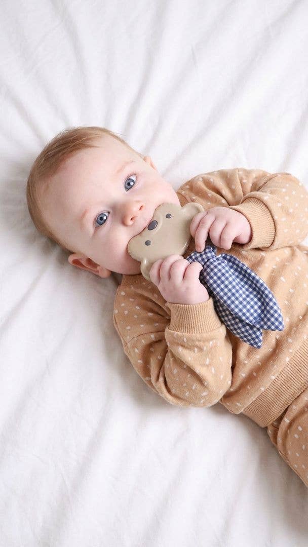 Crinkle Crew™ Taupe Bear