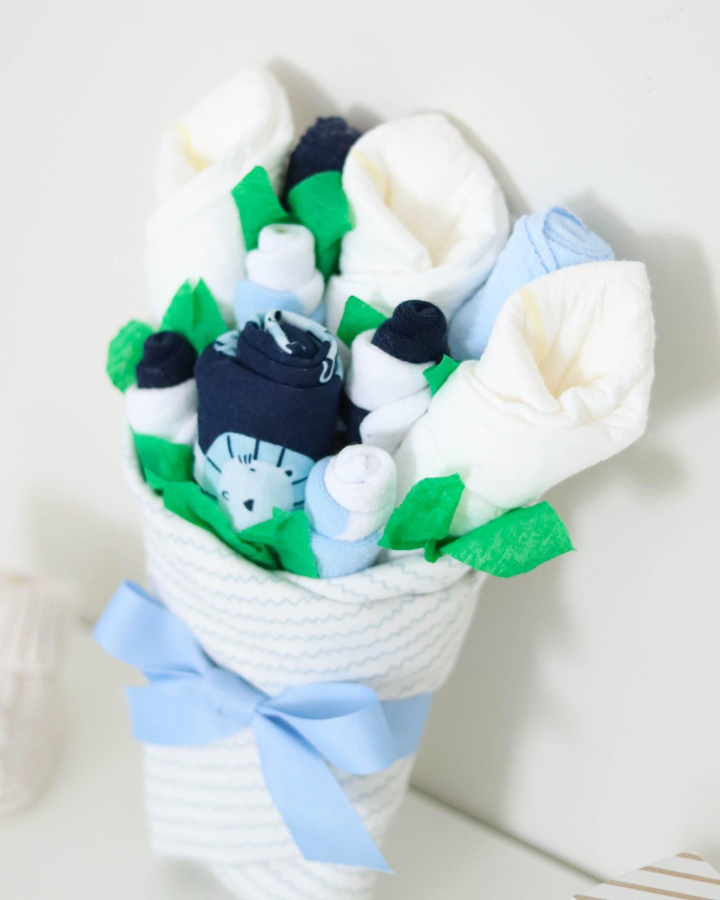 Navy Lion Baby Gift Set - Baby Blossom Company