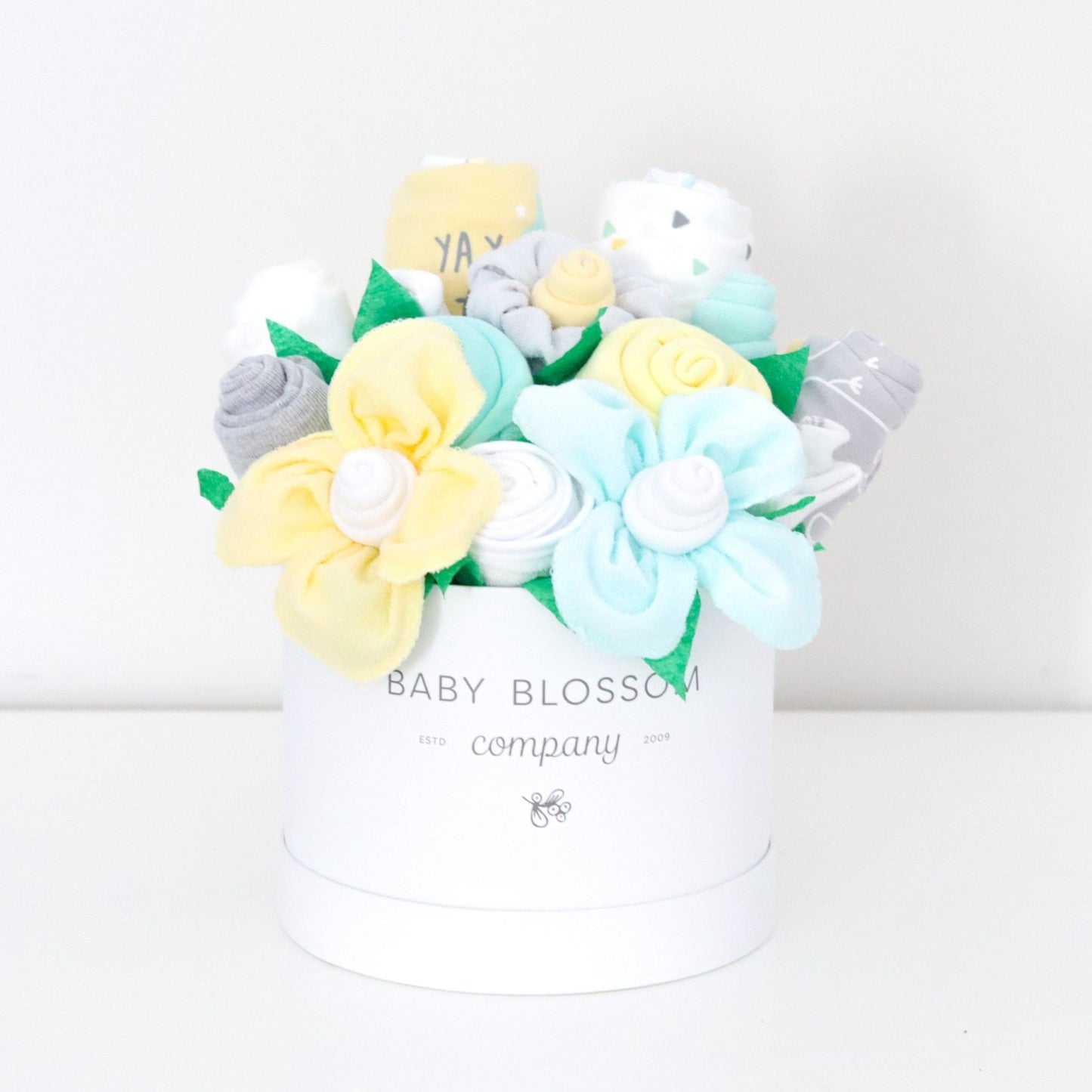 Neutral Hatbox Bouquet - Deluxe - Baby Blossom Company