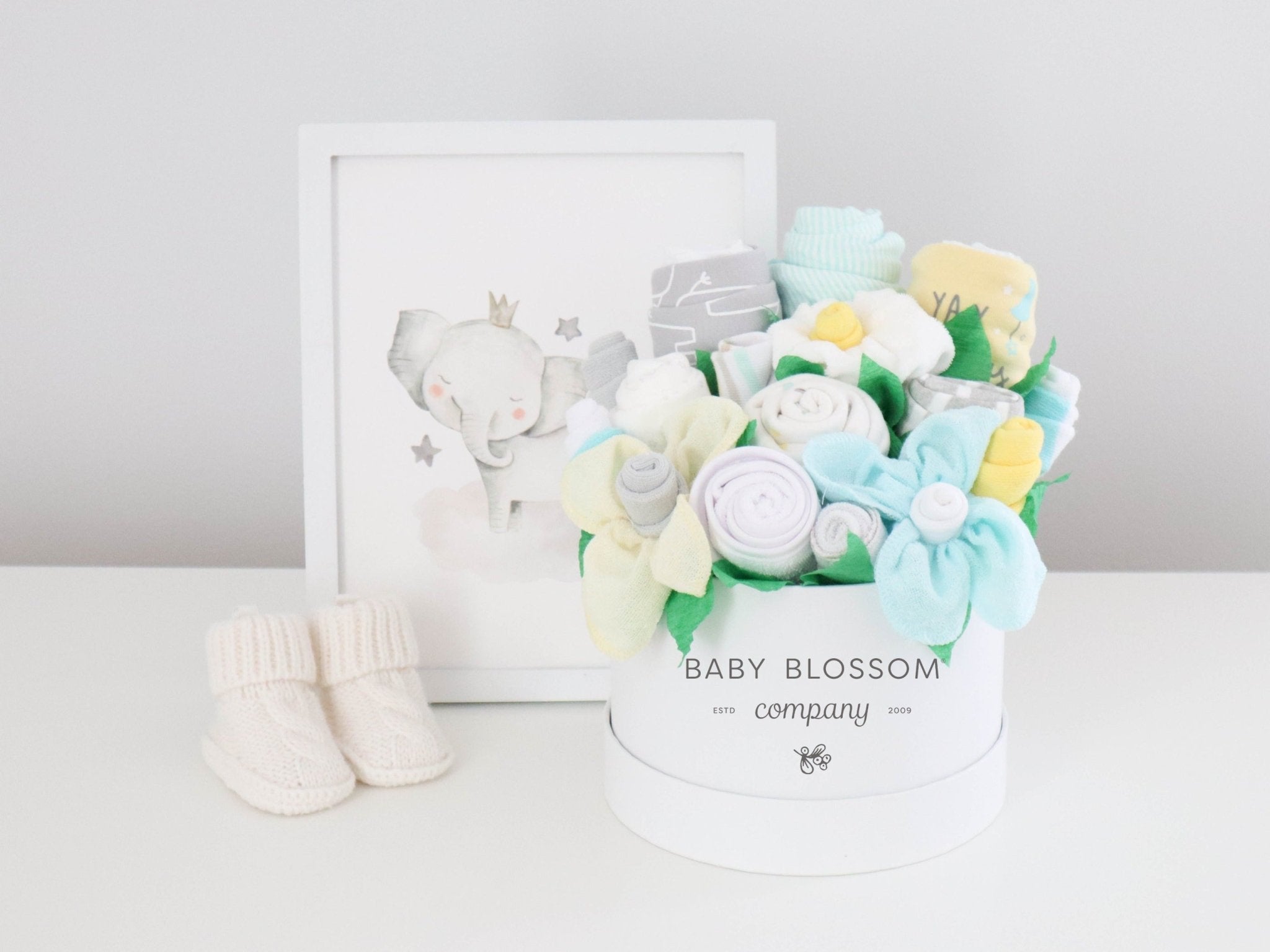 Baby Gift Basket, Baby Gifts Personalized, Gender Neutral Baby Gift Basket, Newborn Baby Gift, Organic Baby Gift, Coming Home outlet Baby Gift