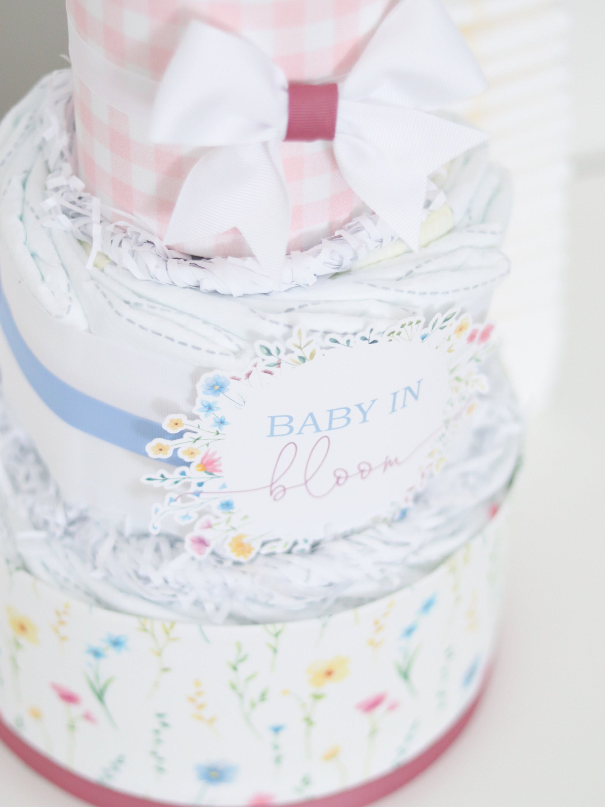 baby in bloom diaper cake pink