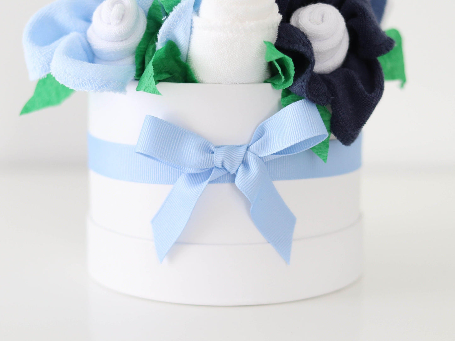 blue baby gift box bow